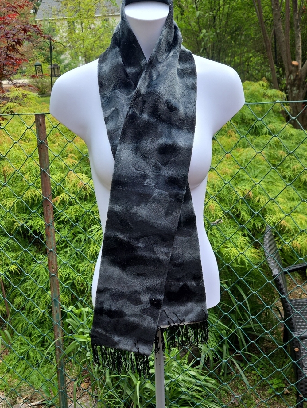 Men/woman Black Camouflage Pattern Scarf - Versatile Winter Accessory